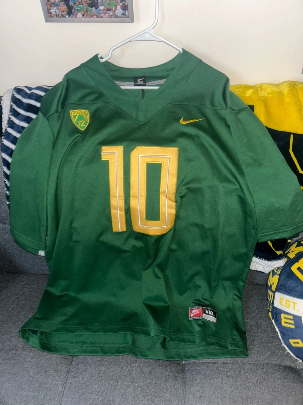 Justin Herbert Oregon Ducks NCAA Stitched Jersey Men’s XXL